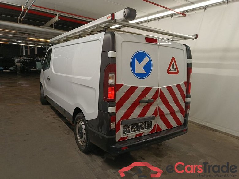 Renault Trafic L2H1 dCi 120 Grand Confort 2.9T 4d