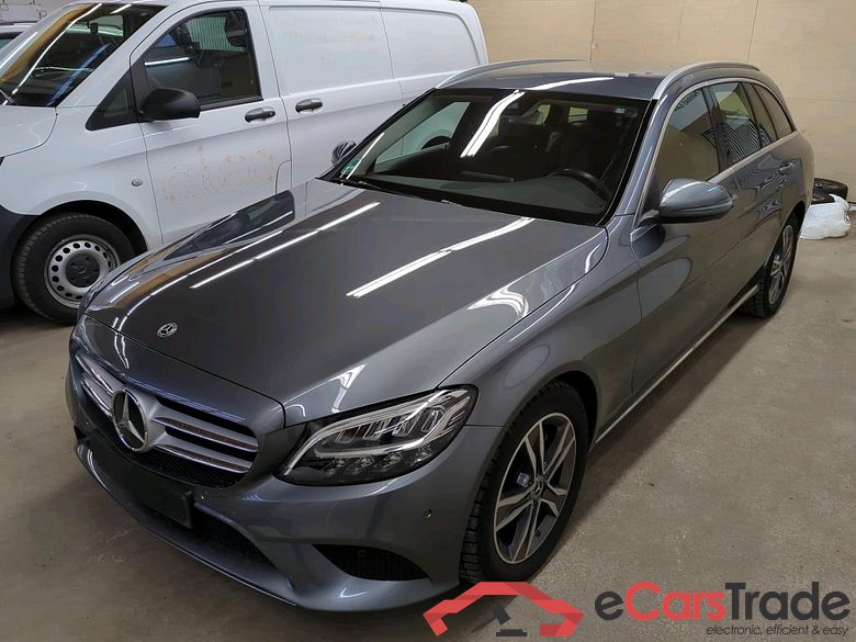 MERCEDES-BENZ C-Klasse C 220 d T 9G-TRONIC Avantgarde 5d 143kW #1