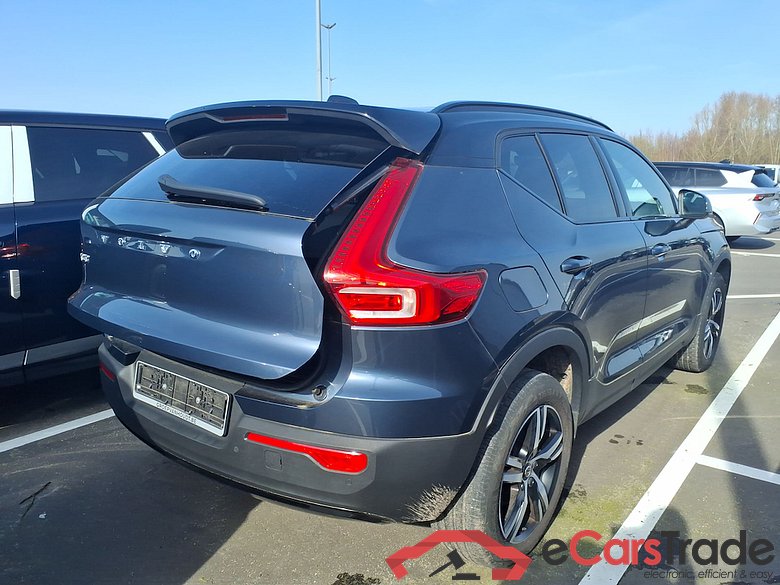 VOLVO XC40 1.5 T2 R-DESIGN #4