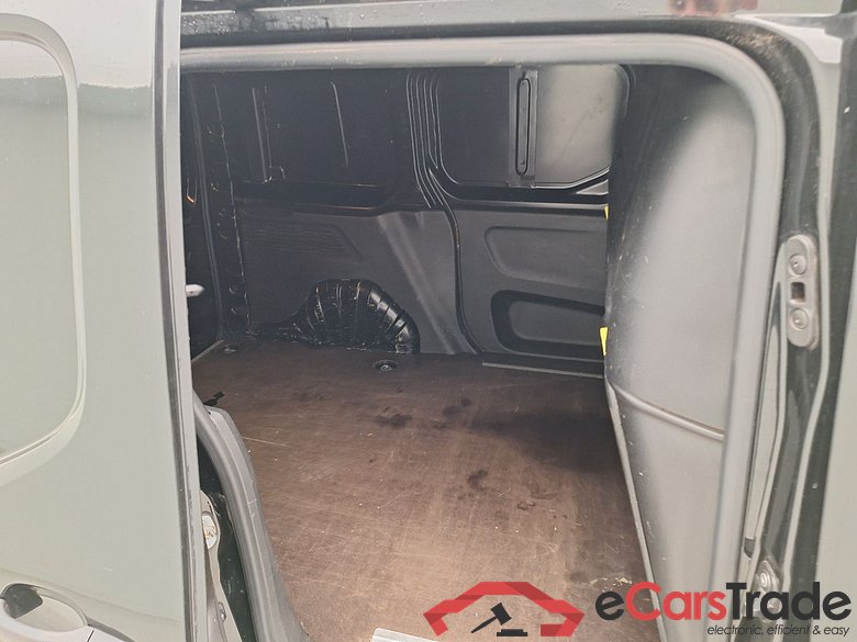 Opel, _Combo '18, Opel Combo 1.5 Turbo 55kW 2.0T L1H1 Edition 4d #4