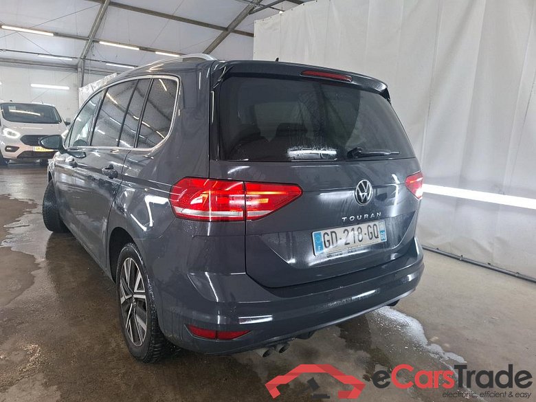 Touran Carat BlueMotion Tech 2.0 TDI 150CV BVA7 E6d #2