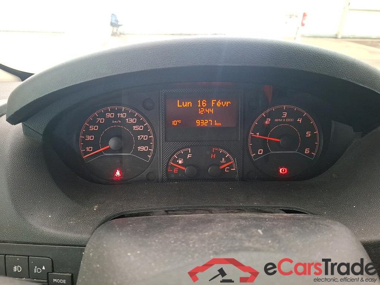 PEUGEOT Boxer / 2014 / 4P / Fourgon tôlé BLUEHDI 110 PREMIUM PACK 333 L3H2 #6