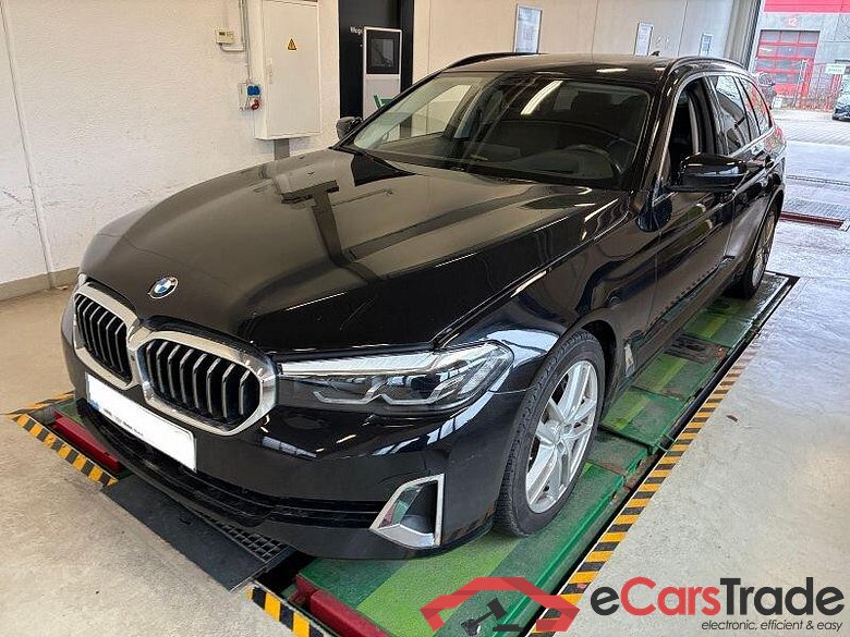 BMW 5 Touring (G31)(2017->) DE - Kb5 530 d Mild-Hybrid EU6d, xDrive Luxury Line (EURO 6d), (Facelift) 2020 - #1