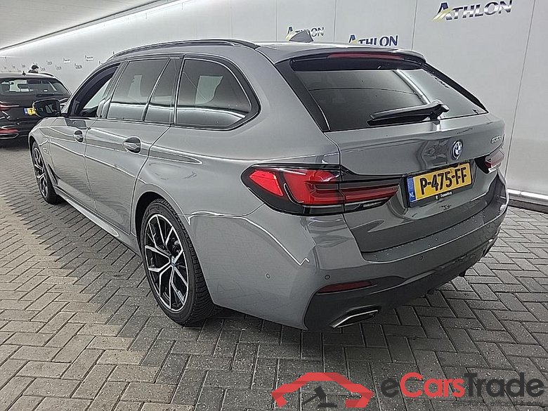 BMW 5-serie Touring 530e Business Edition Plus 5D 215kW #4