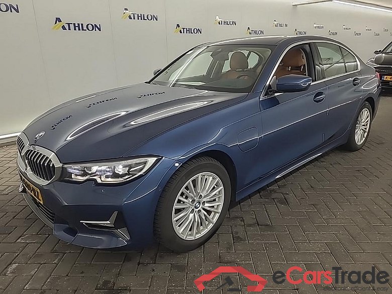 BMW 3 Serie Sedan 330e 4D 215kW