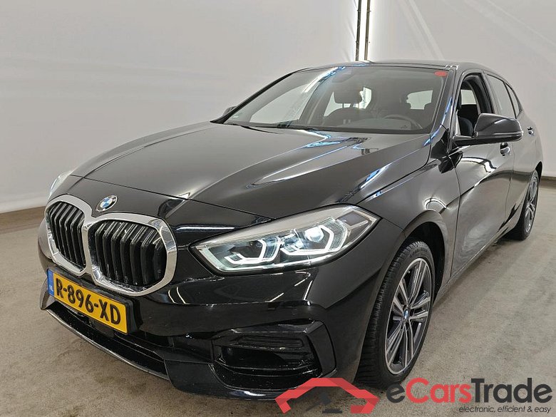 BMW 1 Serie 116iA Introduction Edition 5d + Sport Line pakket