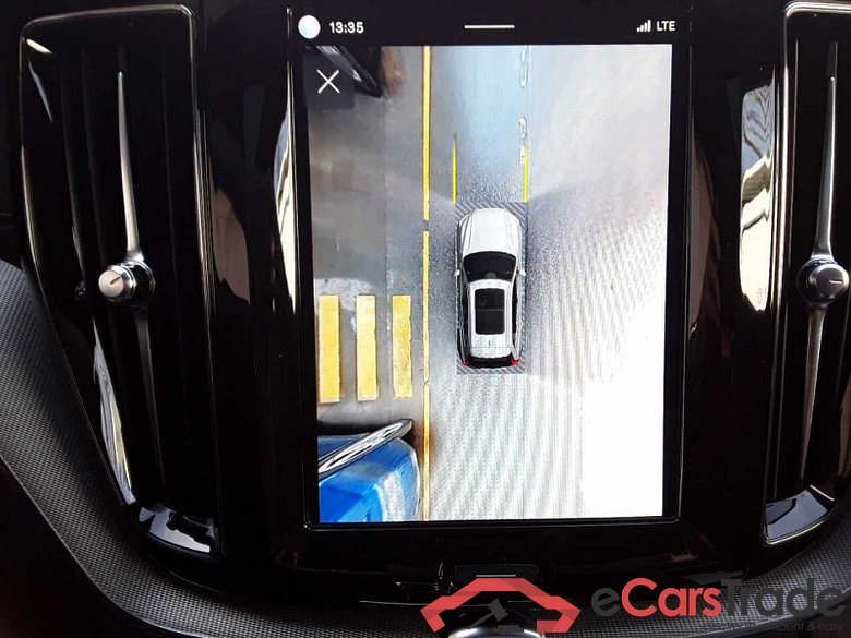 Volvo XC60 (03.2017->) DE - SUV5 B5 (Benzin) AWD EU6d, Ultimate Dark Mild-Hybrid (EURO 6d), (Facelift) #6