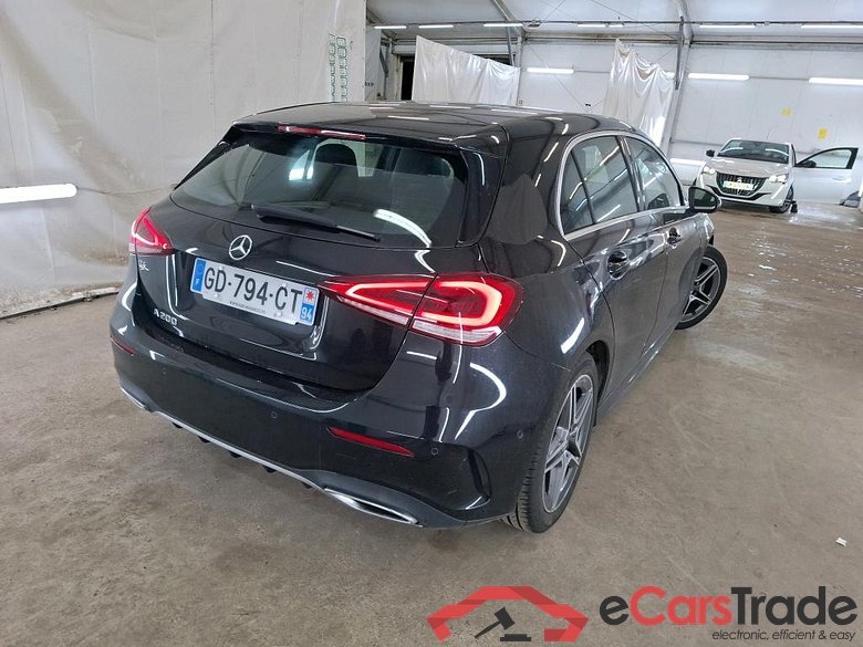 MERCEDES-BENZ Classe A Compact / 2018 / 5P / Berline A 200 AMG Line 7G-DCT #3