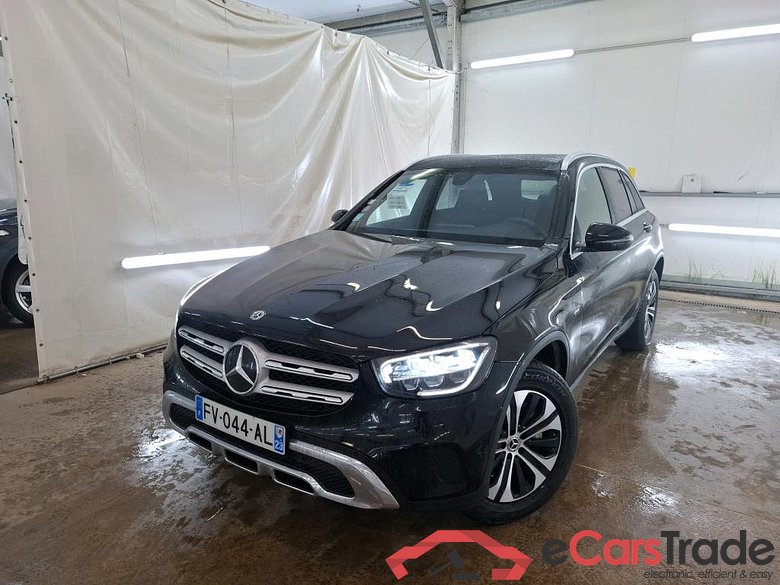 MERCEDES-BENZ GLC / 2019 / 5P / SUV GLC 300 e Business Line 4Matic
