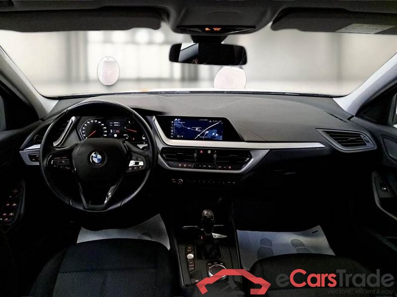 BMW SERIE 1 / 2019 / 5P / BERLINA 118D BUSINESS ADVANTAGE #3