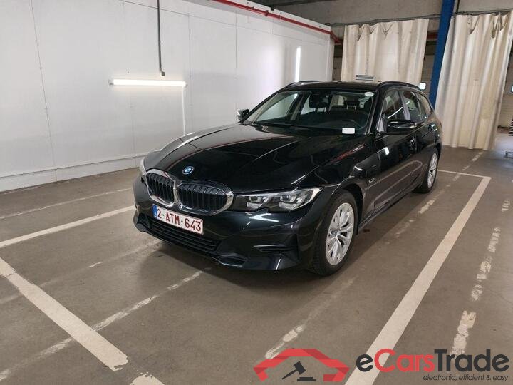 BMW 3 Reeks Touring 3 Reeks Touring 320e (150 kW) (PHEV) 150kW/204pk  5D/P Auto-8