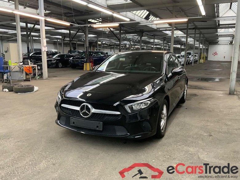 MERCEDES-BENZ A-Klasse A 200 d 8G-DCT Progressive 5d 110kW