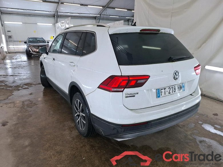 VOLKSWAGEN Tiguan Allspace / 2017 / 5P / SUV 2.0 TDI 150 BVM6 Confortline Business #2