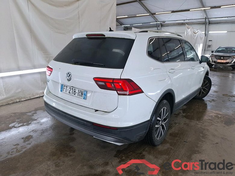VOLKSWAGEN Tiguan Allspace / 2017 / 5P / SUV 2.0 TDI 150 BVM6 Confortline Business #3