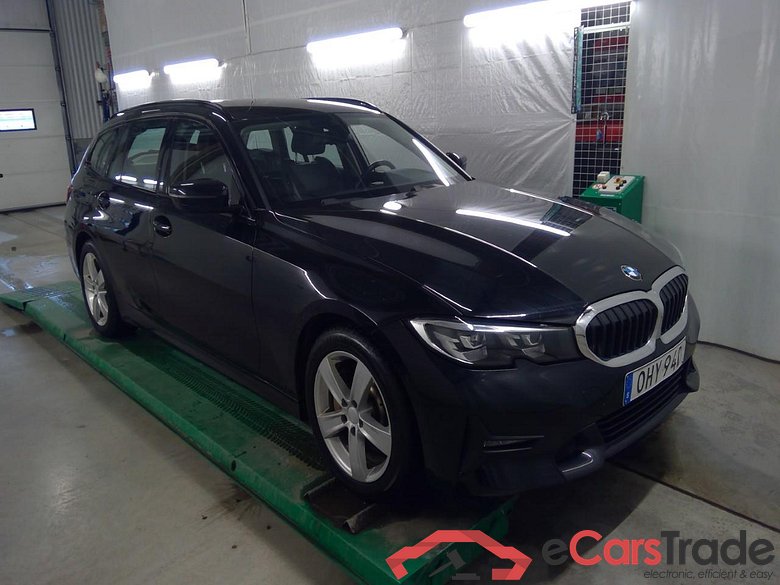 330e Tour. Connect.Edit. Aut #2