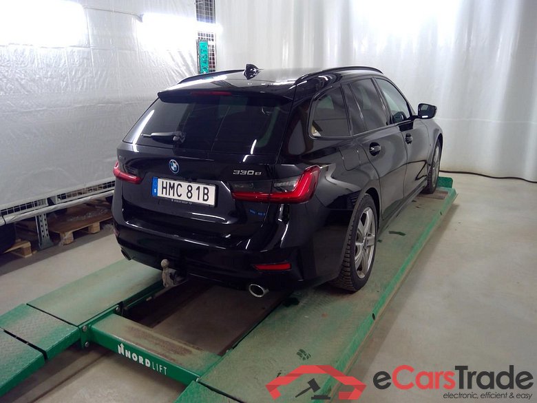 330e Tour. xDr. Connect. Aut #3