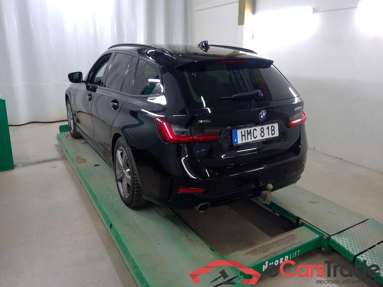 330e Tour. xDr. Connect. Aut #4