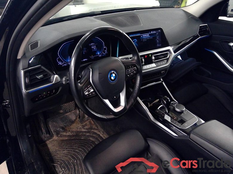 330e Tour. xDr. Connect. Aut #5