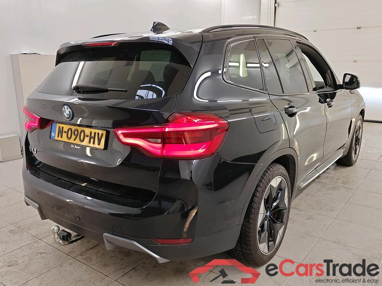 BMW ix3 iX3 High Executive 5d + Shadow Line Pack, Pano #2