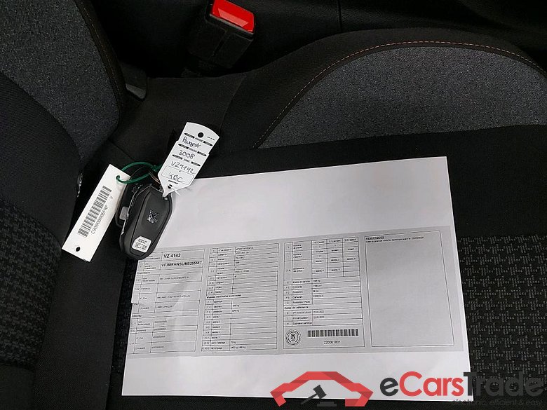 PEUGEOT - PEU 3008 PureTech 130PK Active Pack With 3D Navigation  * PETROL * #4