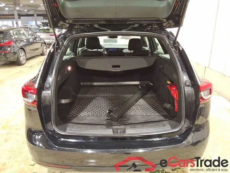 OPEL INSIGNIA SPORTS TOURER DIESEL 1.5 Turbo D Business Edition #3