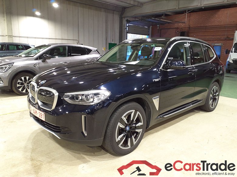 BMW IX3 80KWH AUTO