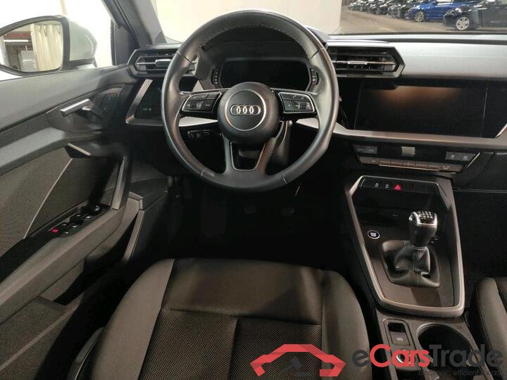 Audi A3 Sportback A3 Sportback 1.0 30 TFSi Attraction 81kW/110pk  5D/P Man-6 (4 seizoenen Banden) - CO2 onvolledig #5