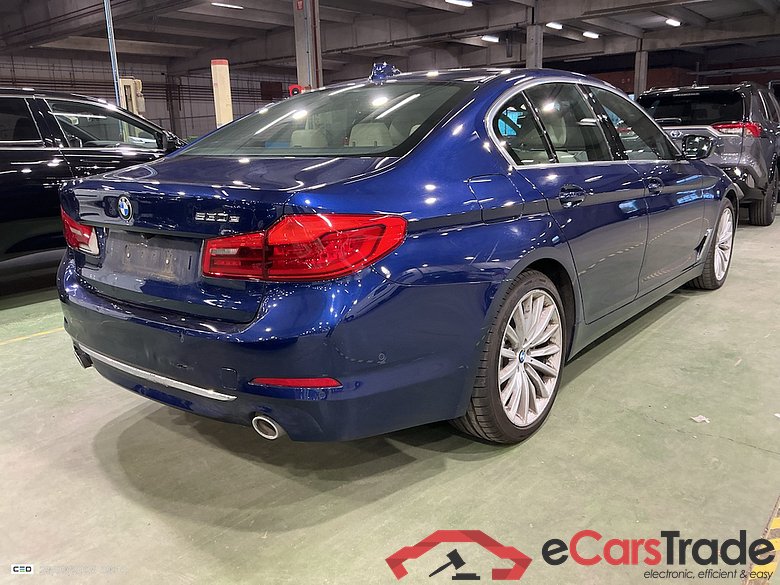 BMW 5 - 2017 530eA PHEV Performance OPF #4