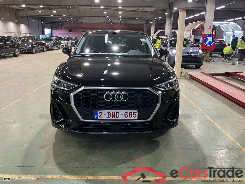 AUDI Q3 Sportback 1.4 45 TFSI E S TRONIC #2