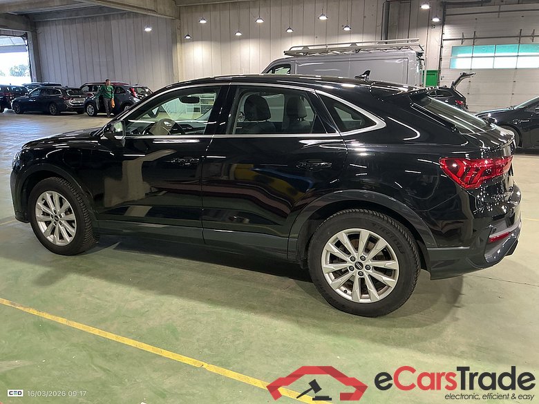AUDI Q3 Sportback 1.4 45 TFSI E S TRONIC #3