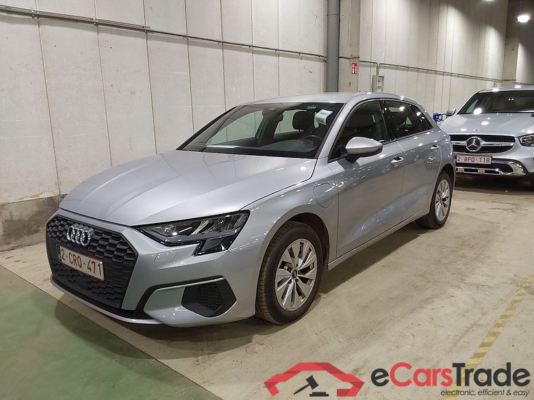 AUDI A3 SPORTBACK 1.4 40 TFSI E S TRONIC SPORTB ATTRACTION