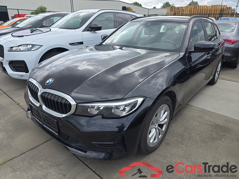 BMW 318d Advantage Aut. Pano LED-Xenon Navi Leather KeylessGo Klima PDC ...