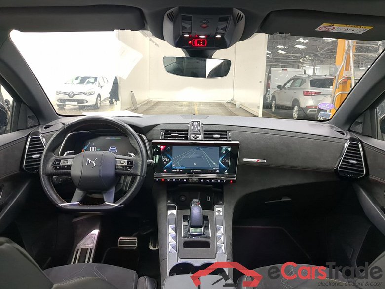 DS DS 7 Crossback / 2017 / 5P / SUV E-TENSE 225 PERFORMANCE Line + #5