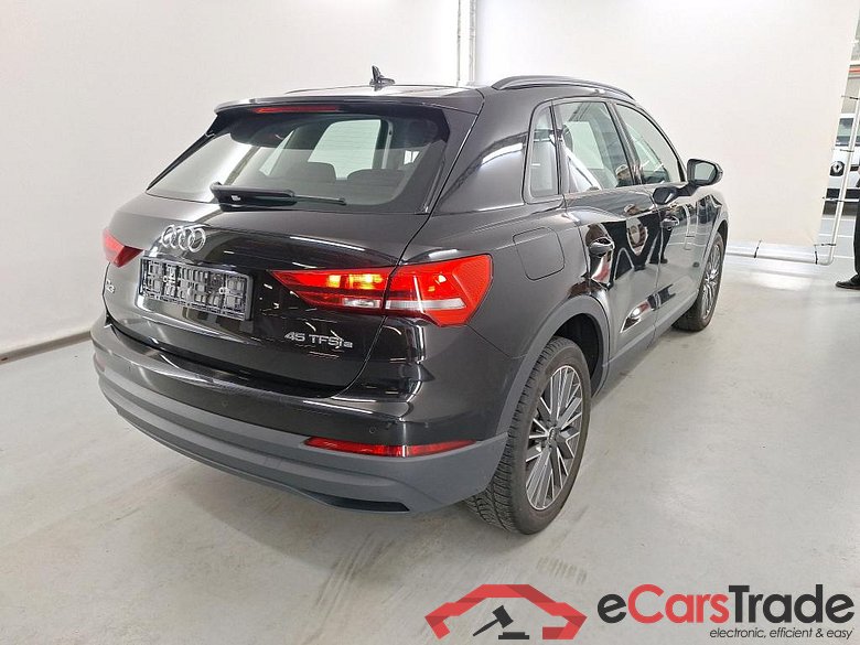 AUDI Q3 1.4 45 TFSI E S TRONIC #4