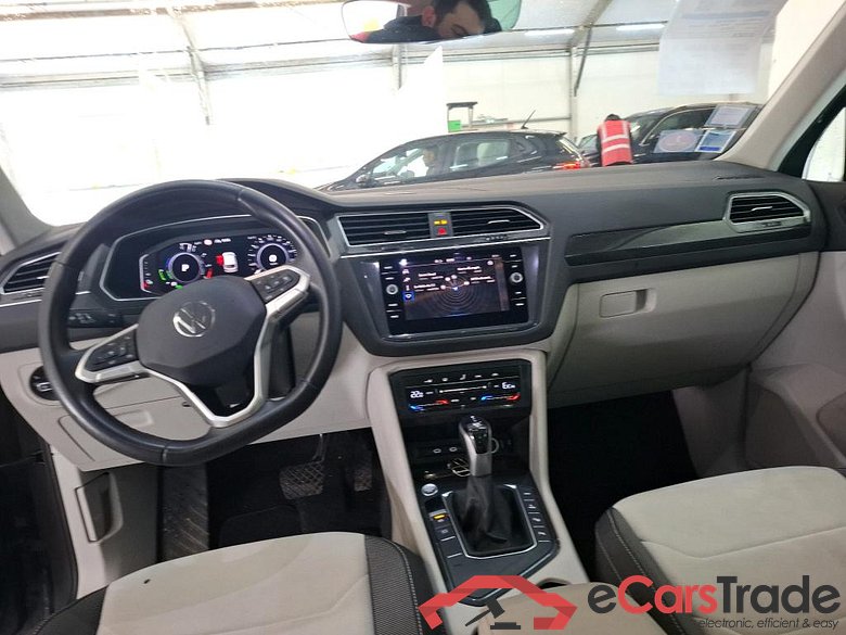 VOLKSWAGEN Tiguan / 2020 / 5P / SUV 1.4 eHybrid 245 DSG6 Elegance #5