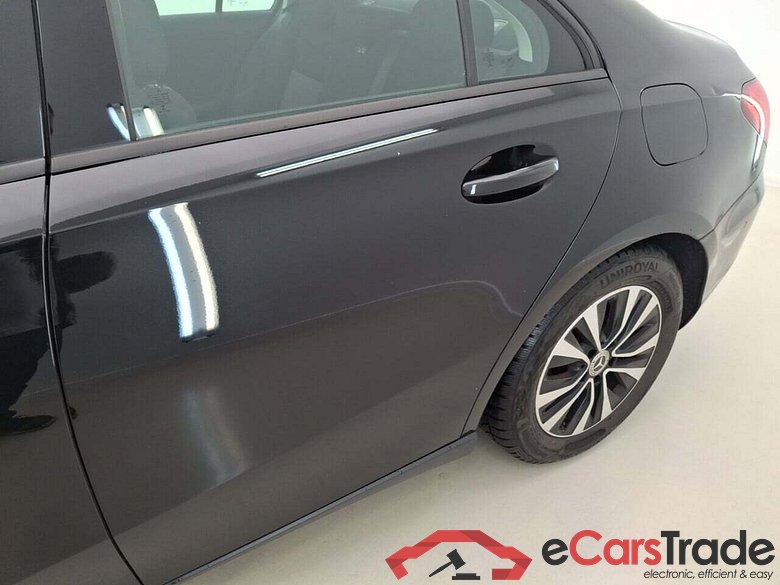 MERCEDES-BENZ A-KLASSE LIMOUSINE 2.0 200 D STYLE 8G-DCT #4