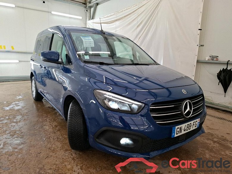 MERCEDES-BENZ Classe T / 2022 / 5P / monospace Classe T 180 STYLE #4