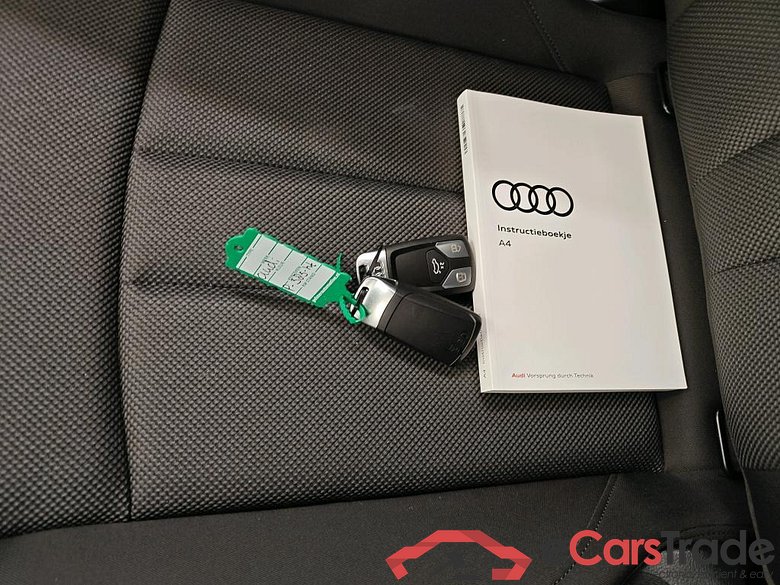 Audi A4 Limousine 40 TFSI S tronic Pro Line 4d #4