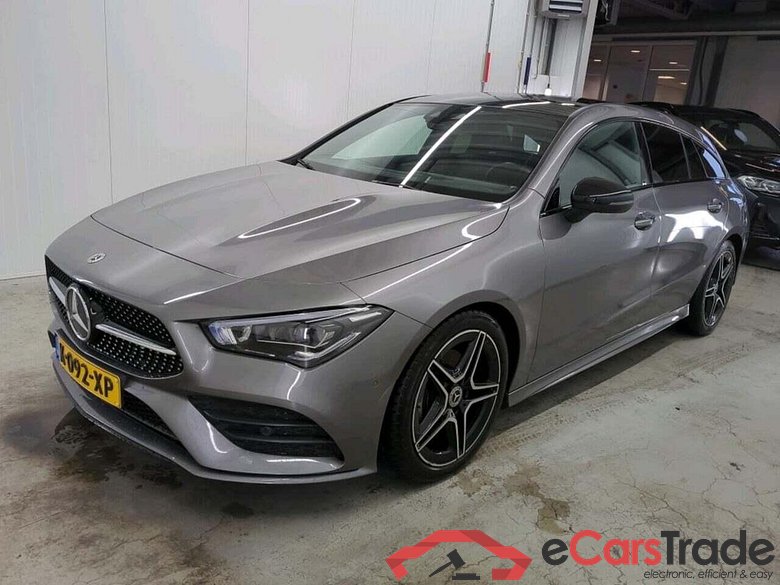 MERCEDES-BENZ CLA-klasse Shooting Brake 180 d Bns Sol. AMG