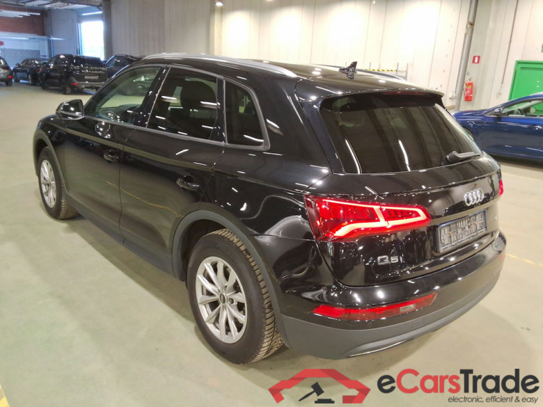 AUDI Q5 DIESEL - 2017 30 TDi Business Edition S tronic #2