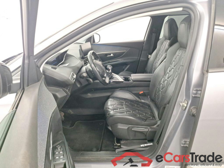 PEUGEOT 5008 1.5 BLUEHDI 130 ALLURE #5
