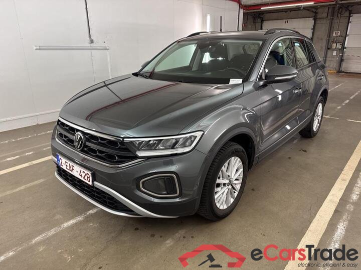 Volkswagen T-ROC T-Roc 1.5 TSI Life Business DSG 110kW/150pk  5D/P Auto-7 (4 seizoenen Banden) - CO2 indicatief #1