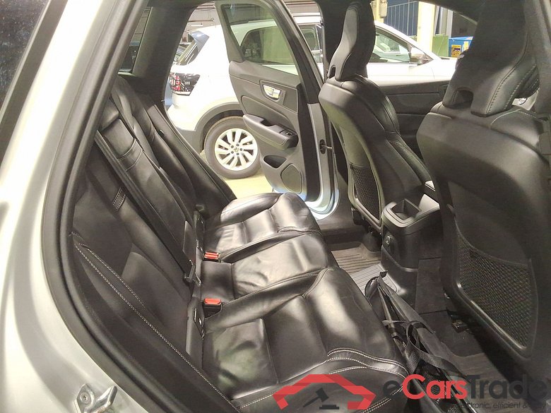 VOLVO XC60 2.0 T6 RECHARGE GEARTRONIC R-DESIGN #5
