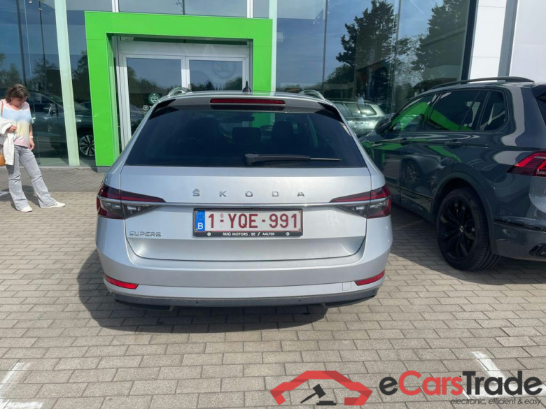 SKODA Superb Combi Superb Wagon Style 1,5 TSI 110 kW 7-speed automat. #2
