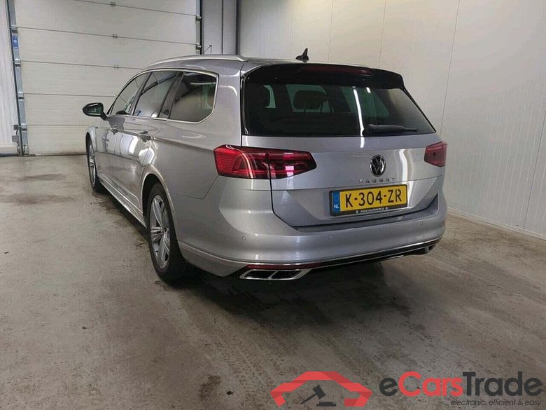 VOLKSWAGEN Passat Variant 2.0 TSI R-Line Bns+ #6