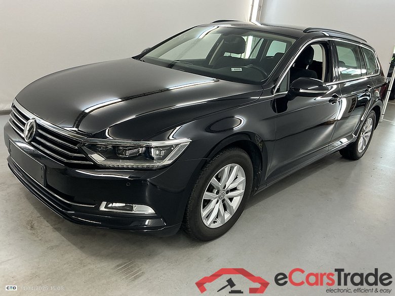 Volkswagen Passat Variant 1.5 TSI Comfortline LED-Matrix Navi KeylessGo Klima PDC ... #1