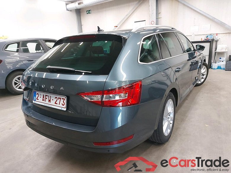 SKODA - SKO SUPERB COMBI TSI ACT 150PK DSG7 Style Pack Corporate Plus & Safety & LED Plus & Lane & Side Assist & Removable Trailer Hook  * PETROL * #2