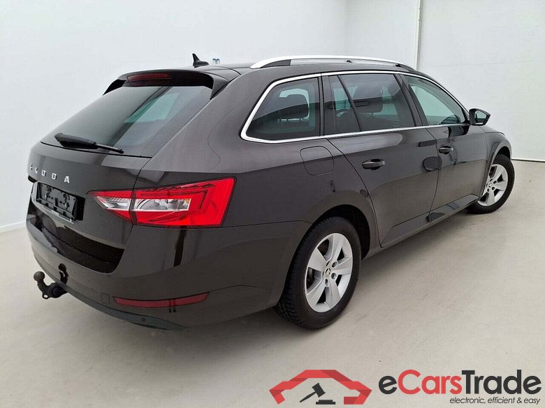 SKODA SUPERB COMBI 2.0 CRTDI AMBITION DSG #2
