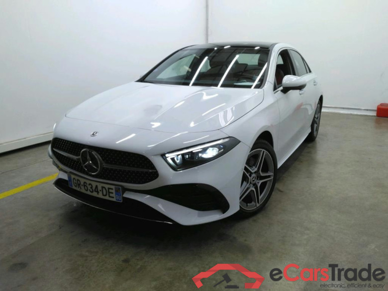 MERCEDES-BENZ Classe A Berline / 2022 / 4P / Berline A 250 e AMG Line 8G-DCT #1