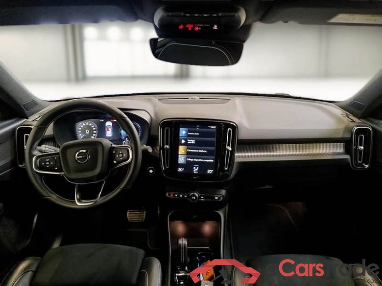 VOLVO XC40 / 2017 / 5P / SUV T4 PLUG-IN HYBRID AUTO RECHARGE R-DESIGN #3